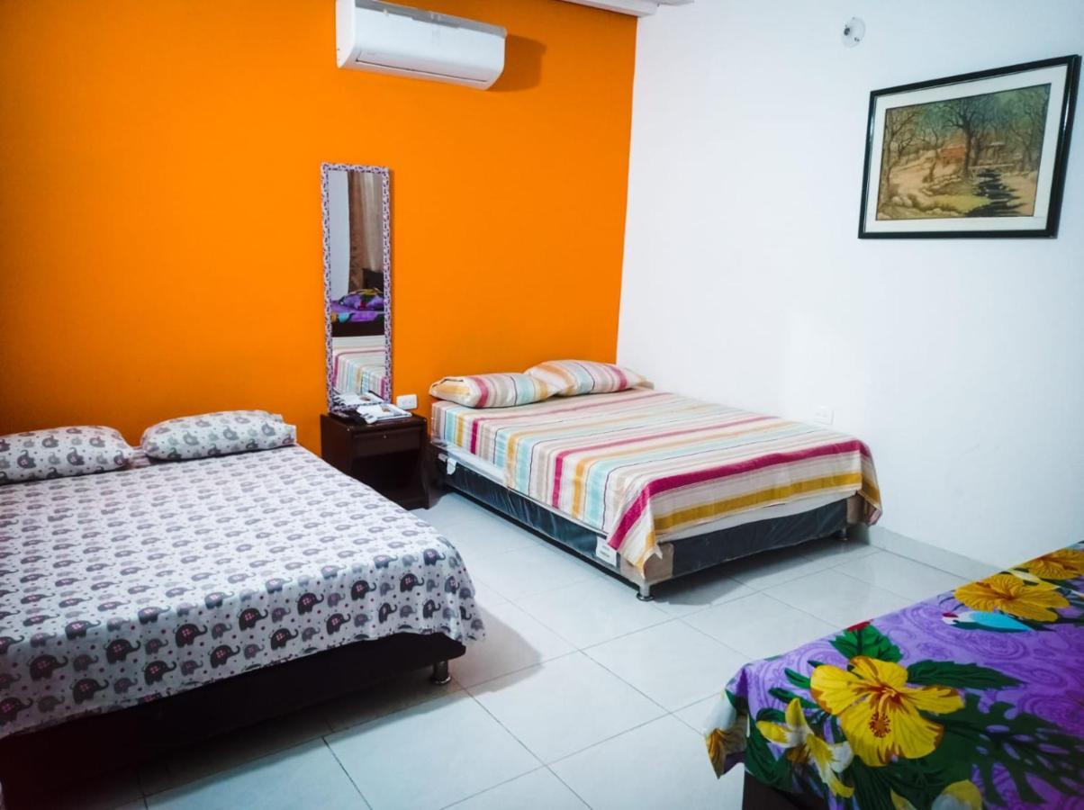 קוקוטה Hotel Acuarius מראה חיצוני תמונה